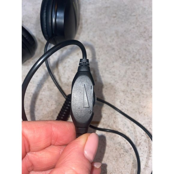 Garrett ClearSound Easy Stow Headphones with In-Line Volume for Metal Detectors - Picture 7 of 8